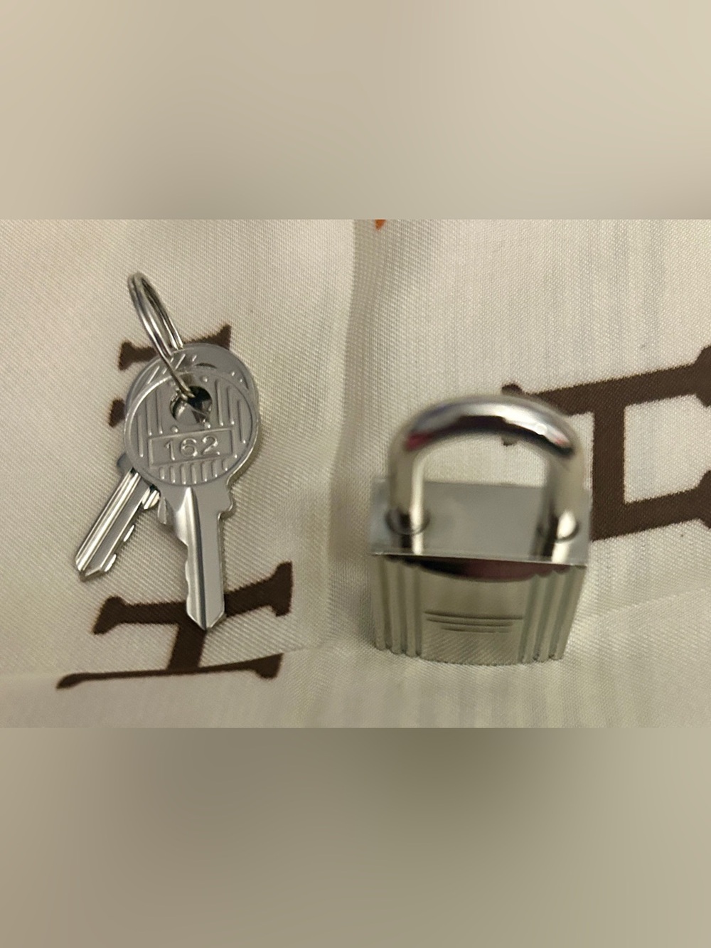 Auth HERMES Silver Cadena Padlock set! Bundled with Tote, shopper, & Scarf - Picture 2 of 16